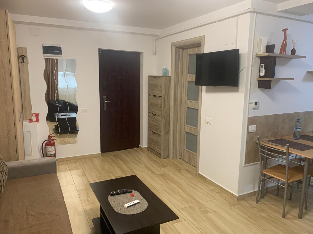 Militari Mr_1 Apartment *
